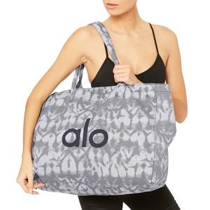 Alo Yoga Canvas Shopper Tote